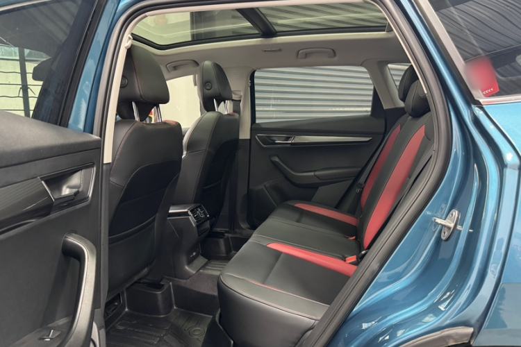 Used Skoda Karoq 2022 Restyled TSI280 Luxury Edition Interior 5