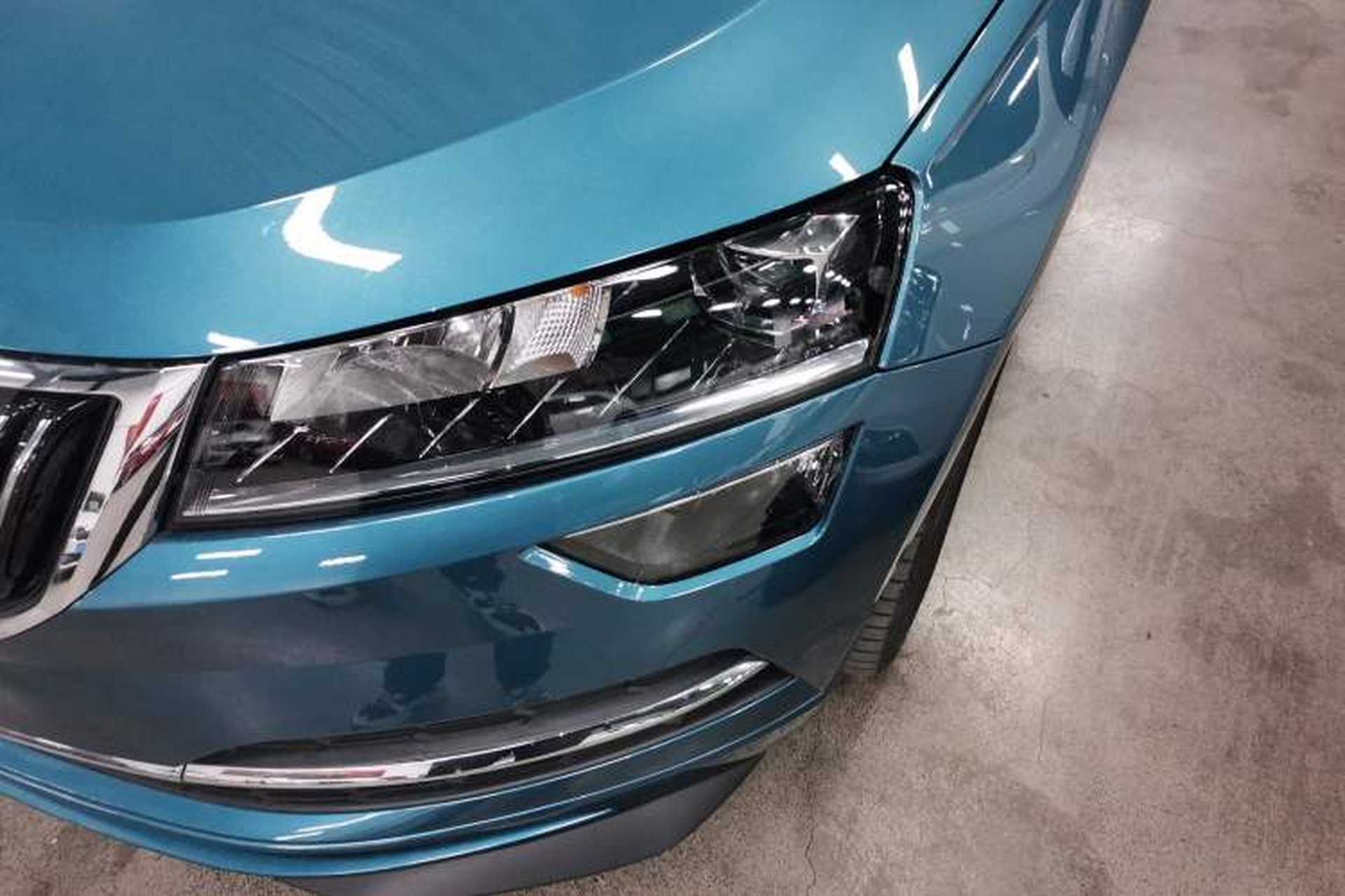 Used Skoda Karoq 2022 Restyled TSI280 Luxury Edition Left Front Headlight