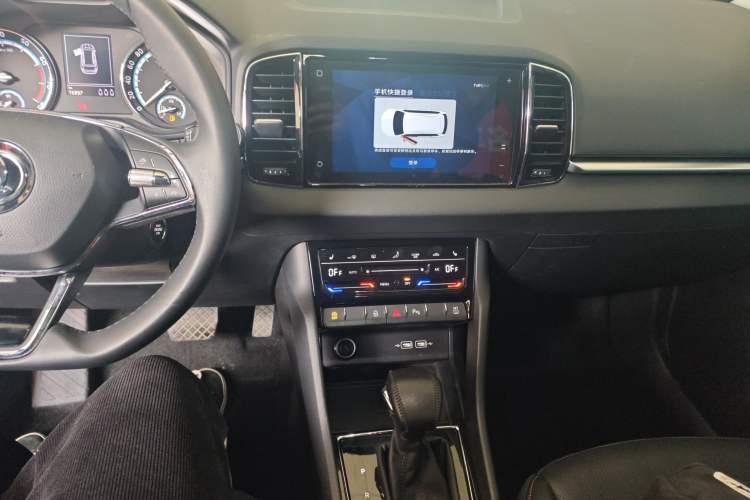 Used Skoda Karoq 2022 TSI280 Prestige Edition Audio And AC Panel