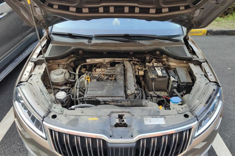 Used Skoda Karoq 2022 Restyled TSI280 Luxury Edition Engine Bay