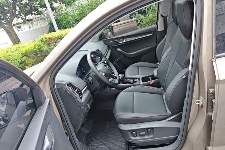 Used Skoda Karoq 2022 TSI280 Premium Edition Left Front Seat