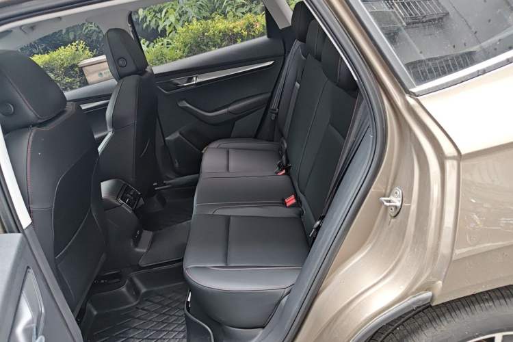 Used Skoda Karoq 2022 TSI280 Premium Edition Left Rear Seat