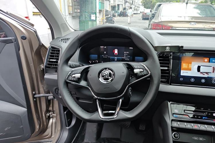 Used Skoda Karoq 2022 TSI280 Premium Edition Steering Wheel