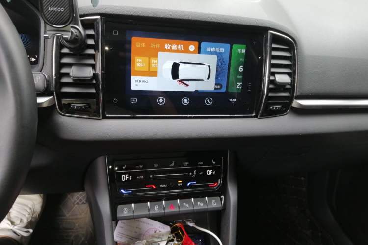Used Skoda Karoq 2022 TSI280 Luxury Edition Audio And AC Panel
