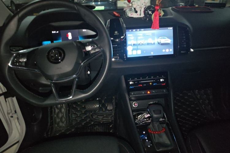 Used Skoda Karoq 2022 TSI280 Premium Edition Center Console