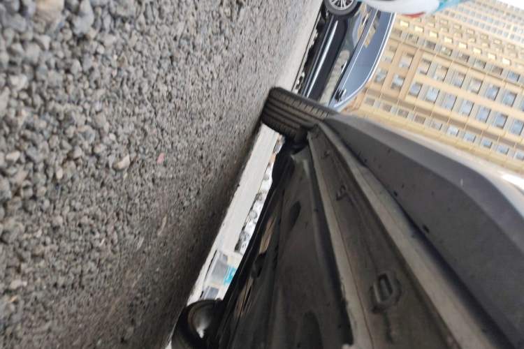 Used Skoda Karoq 2022 TSI280 Luxury Edition Chassis Front Right