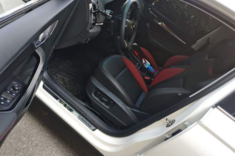 Used Skoda Karoq 2022 TSI280 Luxury Edition Driver Seat