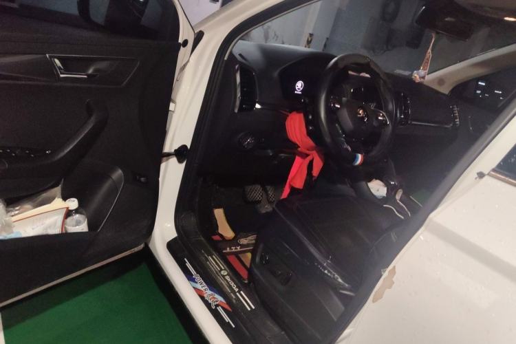 Used Skoda Karoq 2022 TSI280 Luxury Edition Driver Seat