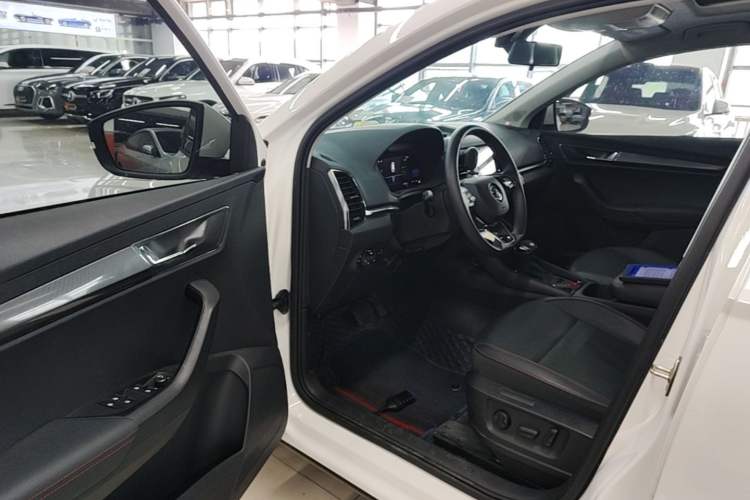 Used Skoda Karoq 2022 TSI280 Premium Edition Driver Seat