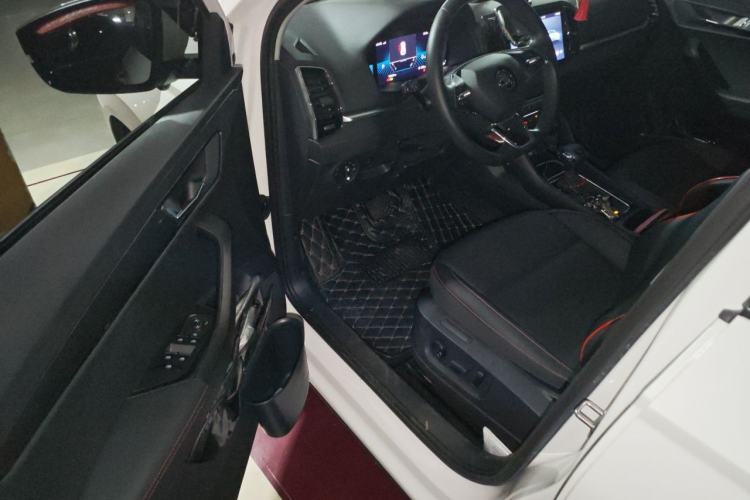 Used Skoda Karoq 2022 TSI280 Premium Edition Driver Seat