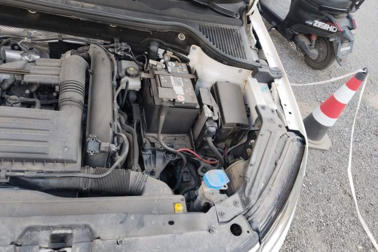 Used Skoda Karoq 2022 TSI280 Luxury Edition Engine Bay Left