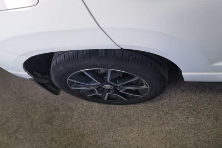 Used Skoda Karoq 2022 TSI280 Premium Edition Exterior 5