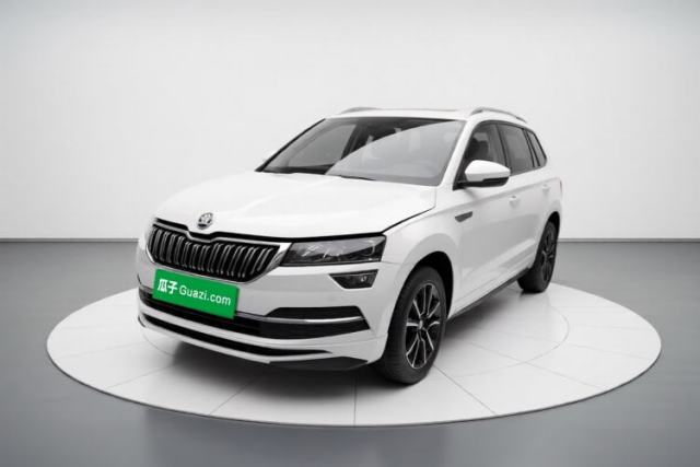 Ojetý Skoda Karoq 2022 TSI280 Premium Edition