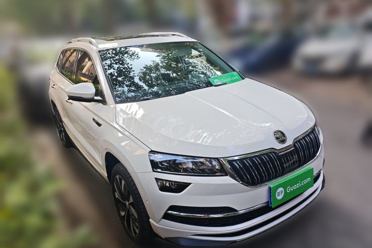 Used Skoda Karoq 2022 TSI280 Luxury Edition Front Right 45 Deg