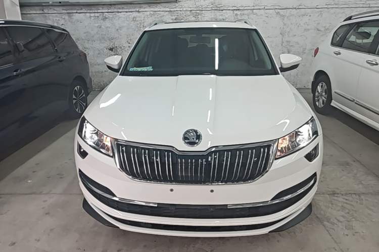 Used Skoda Karoq 2022 Restyled TSI280 Luxury Edition Front