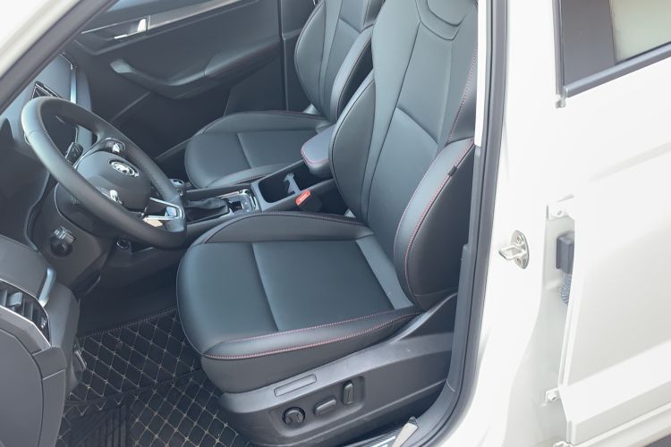 Used Skoda Karoq 2022 TSI280 Premium Edition Interior 1
