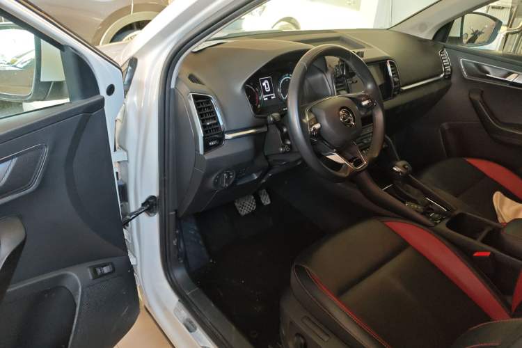 Used Skoda Karoq 2022 TSI280 Prestige Edition Interior 3