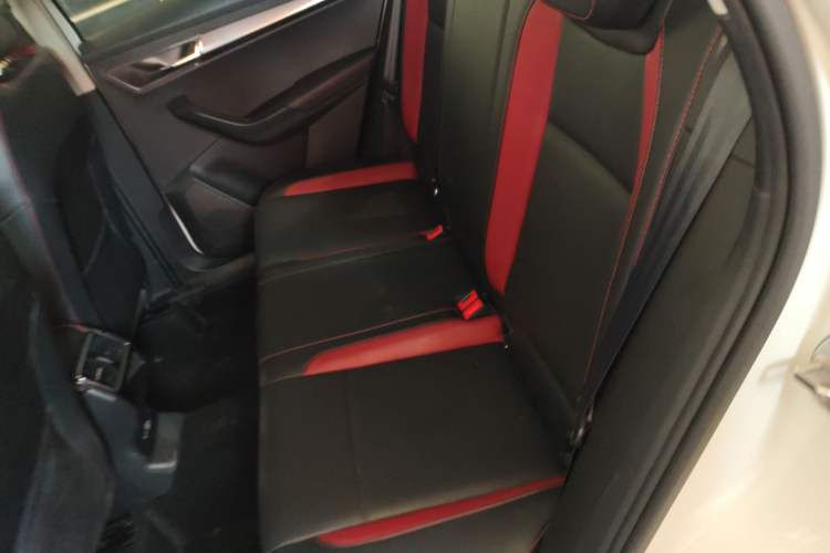 Used Skoda Karoq 2022 TSI280 Prestige Edition Interior 4