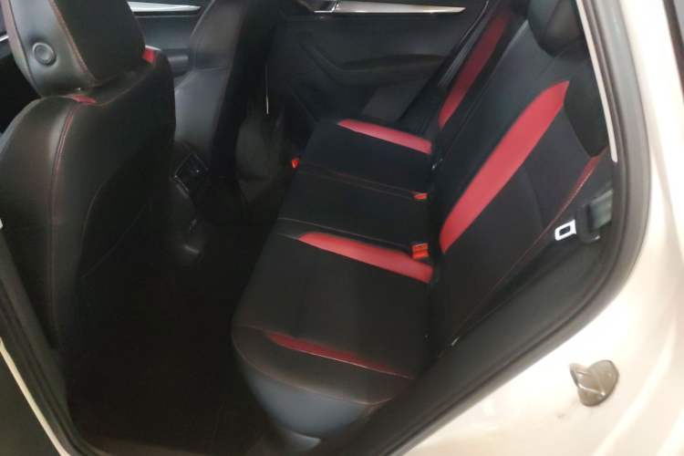 Used Skoda Karoq 2022 TSI280 Prestige Edition Interior 4
