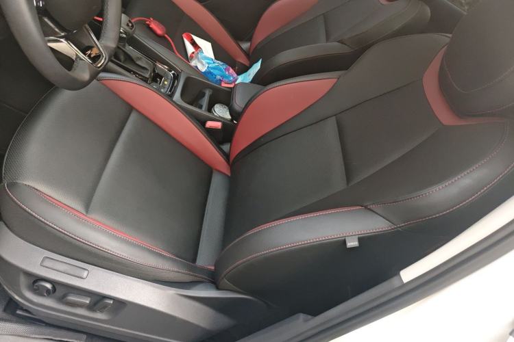 Used Skoda Karoq 2022 TSI280 Luxury Edition Left Front Seat