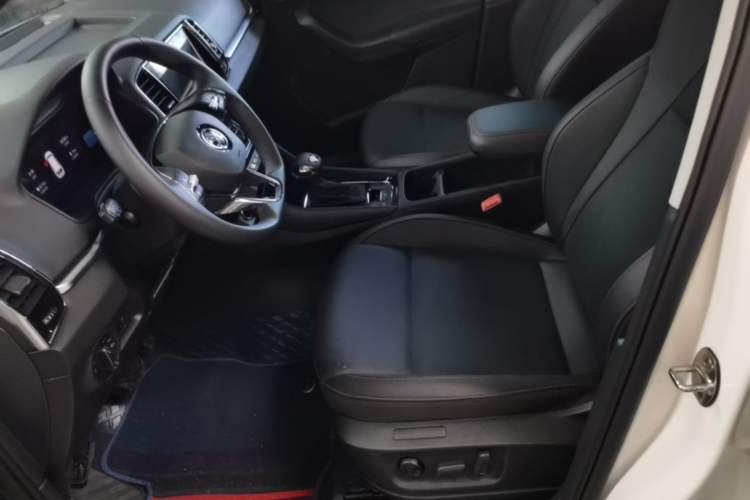 Used Skoda Karoq 2022 TSI280 Premium Edition Left Front Seat