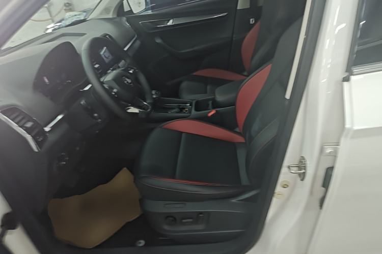 Used Skoda Karoq 2022 Restyled TSI280 Luxury Edition Left Front Seat