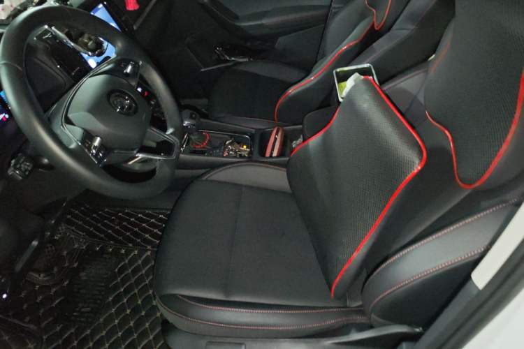 Used Skoda Karoq 2022 TSI280 Premium Edition Left Front Seat