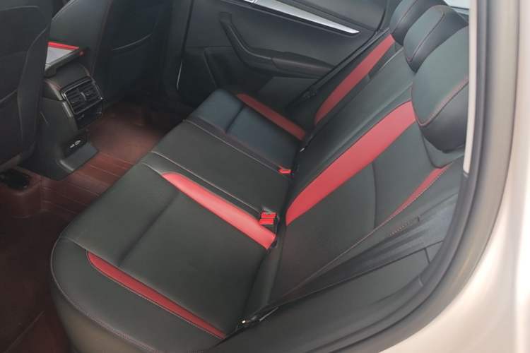 Used Skoda Karoq 2022 TSI280 Prestige Edition Left Rear Seat