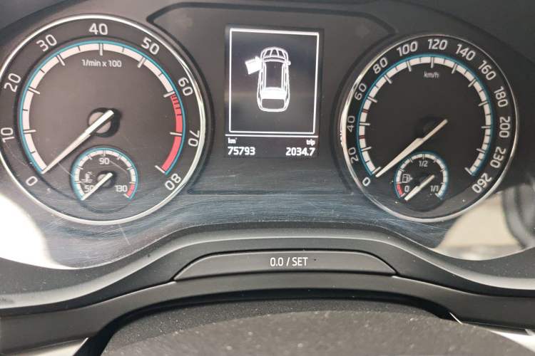 Used Skoda Karoq 2022 TSI280 Prestige Edition Odometer Close Up