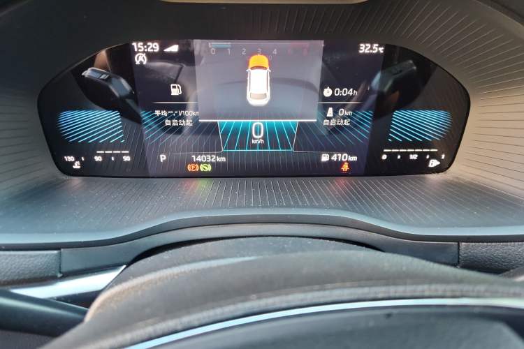 Used Skoda Karoq 2022 TSI280 Premium Edition Odometer Close Up