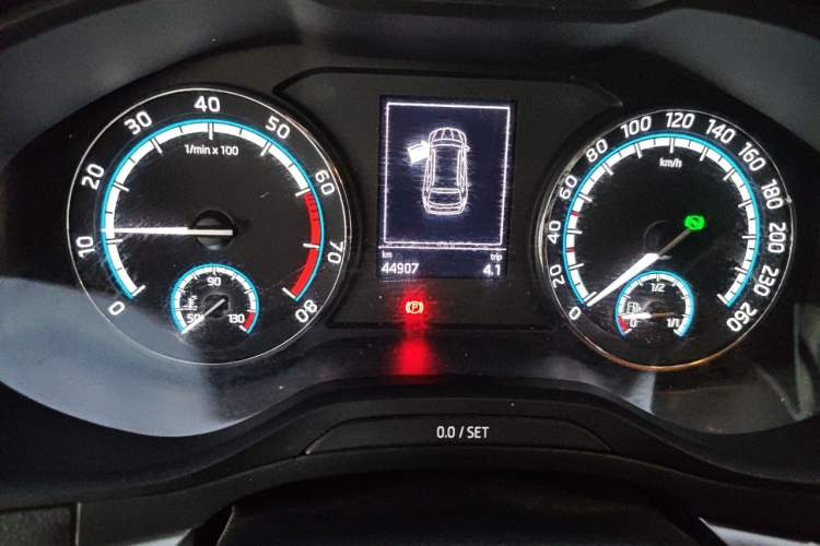 Used Skoda Karoq 2022 TSI280 Luxury Edition Odometer Close Up