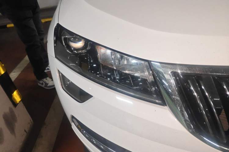 Used Skoda Karoq 2022 TSI280 Prestige Edition Right Front Headlight