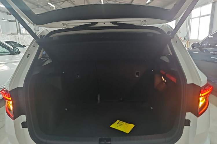 Used Skoda Karoq 2022 Restyled TSI280 Luxury Edition Trunk