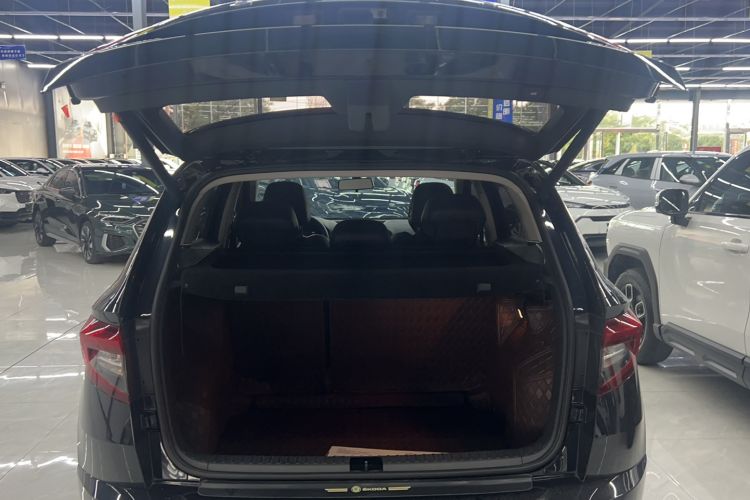 Used Skoda Karoq 2023 TSI280 Luxury Edition Trunk