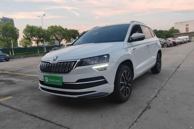 Ojetý Skoda Karoq 2023 TSI280 Premium Edition