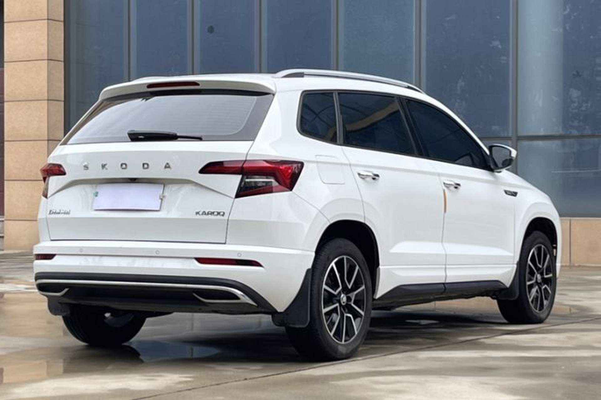 Used Skoda Karoq 2023 TSI280 Premium Edition Exterior 1