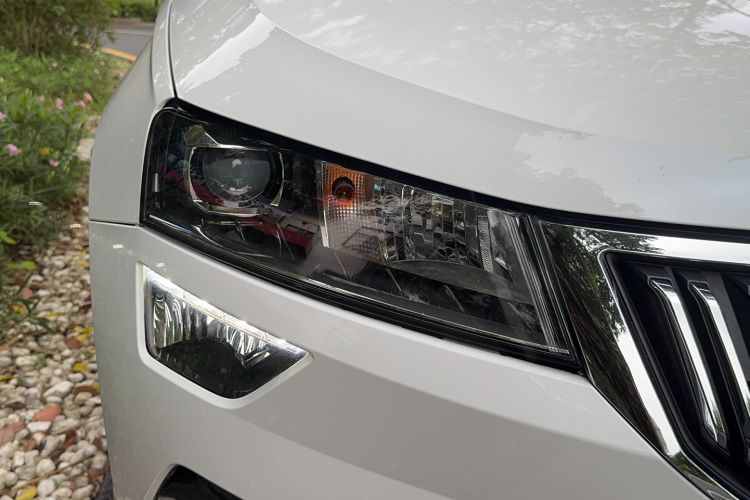Used Skoda Karoq 2023 TSI280 Premium Edition Exterior 15