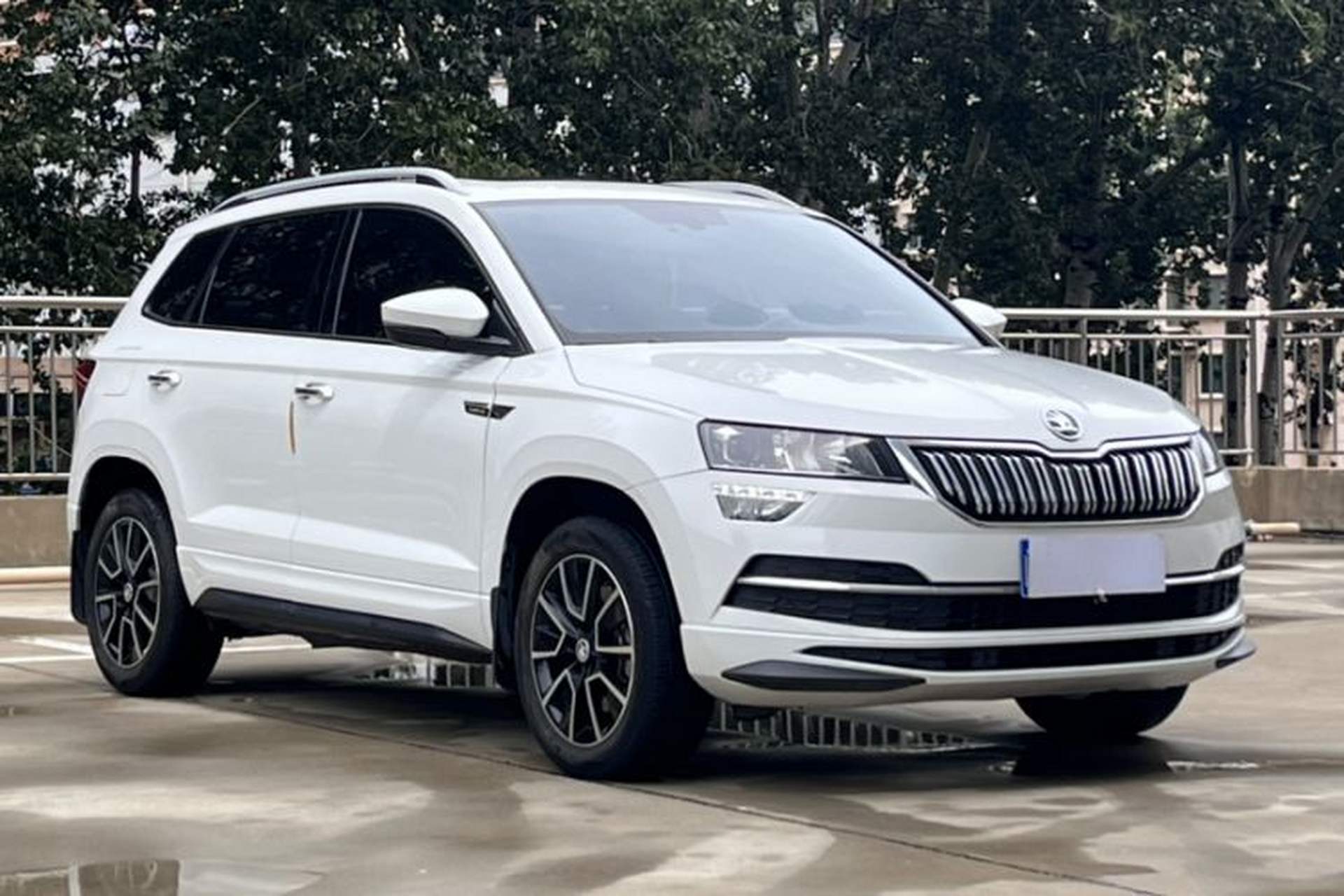 Used Skoda Karoq 2023 TSI280 Premium Edition Exterior 3
