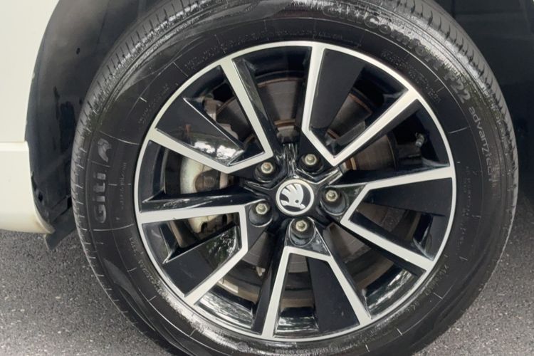 Used Skoda Karoq 2023 TSI280 Premium Edition Exterior 4