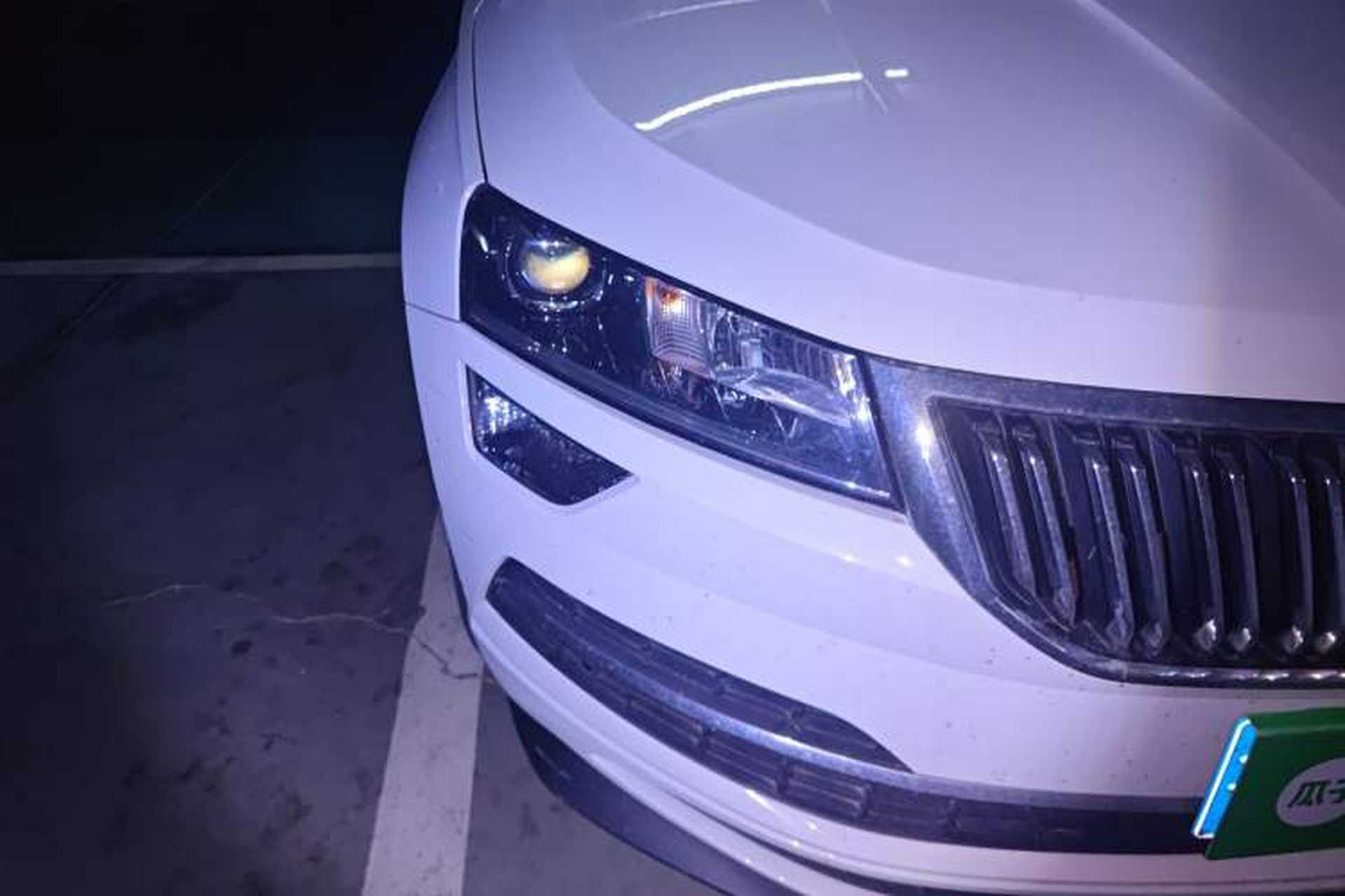 Used Skoda Karoq 2023 TSI280 Premium Edition Exterior 6