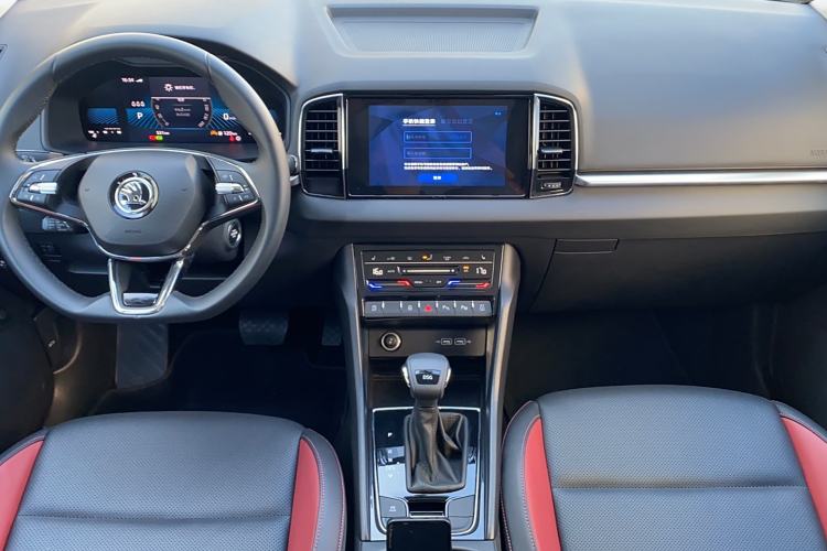 Used Skoda Karoq 2023 TSI280 Luxury Edition Interior 3