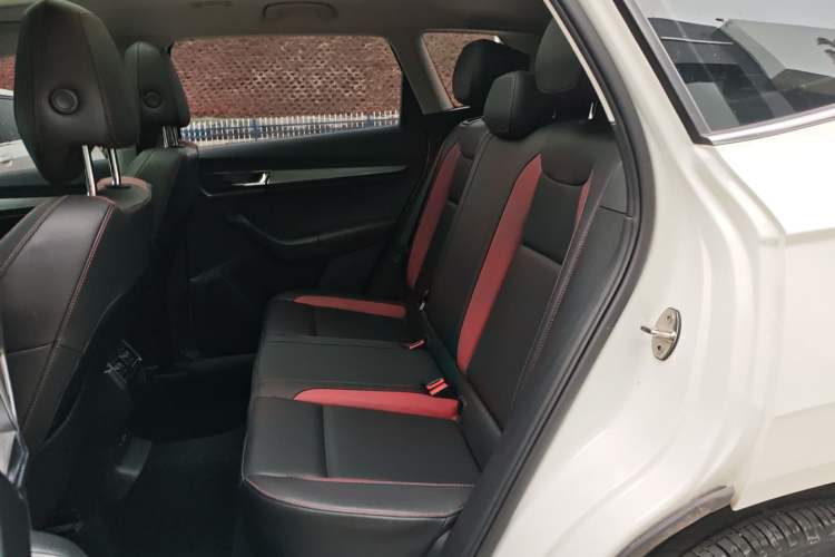 Used Skoda Karoq 2023 TSI280 Luxury Edition Interior 4