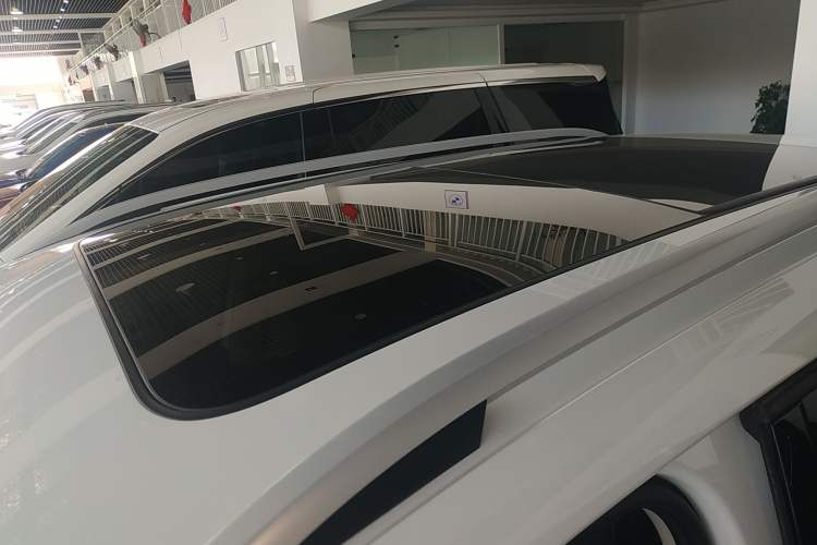 Used Skoda Karoq 2023 TSI280 Premium Edition Roof