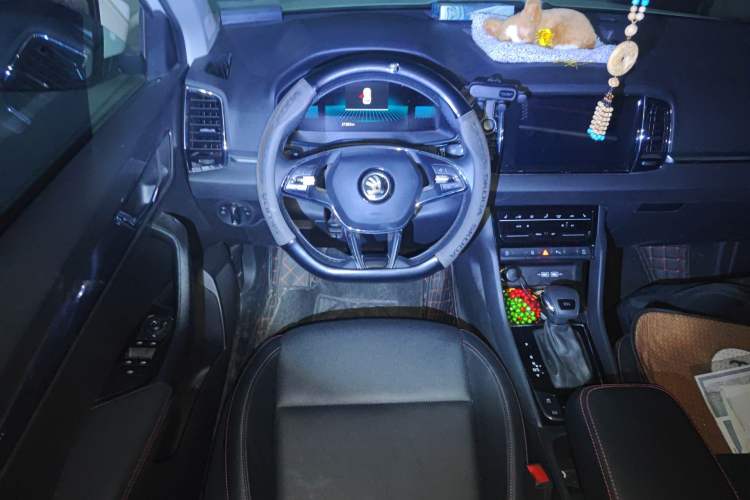Used Skoda Karoq 2023 TSI280 Premium Edition Steering Wheel