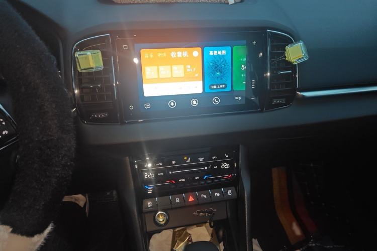 Used Skoda Karoq 2024 TSI280 Luxury Edition Audio And AC Panel