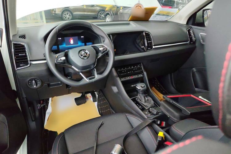 Used Skoda Karoq 2024 TSI280 Premium Edition Center Console