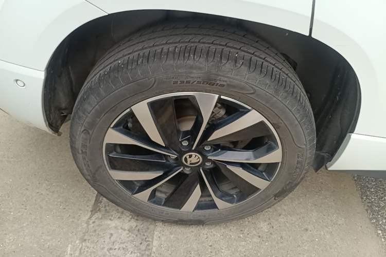 Used Skoda Karoq 2024 TSI280 Luxury Edition Exterior 5