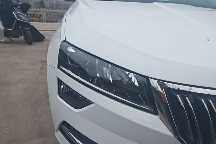 Used Skoda Karoq 2024 TSI280 Luxury Edition Exterior 6