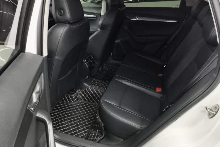 Used Skoda Karoq 2024 TSI280 Premium Edition Left Rear Seat