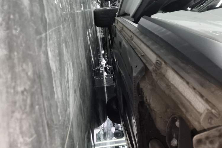 Used Skoda Karoq 2024 TSI280 Premium Edition Left Side Sill